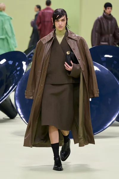 Look 22